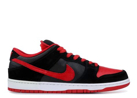 nike dunks low size 13.